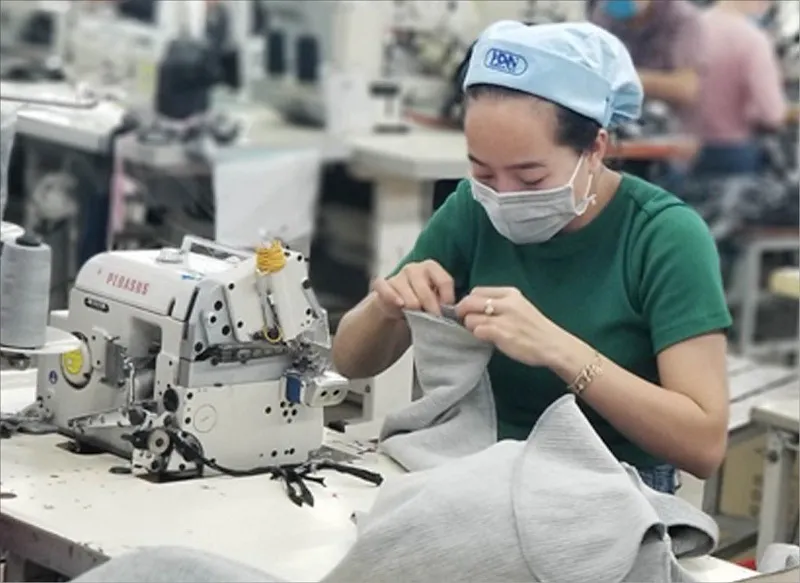Các thiết kế may mặc phổ biến cho cô dâu