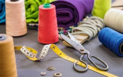 Xu Hướng Phụ Kiện May Mặc Hot Nhất Hiện Nay
